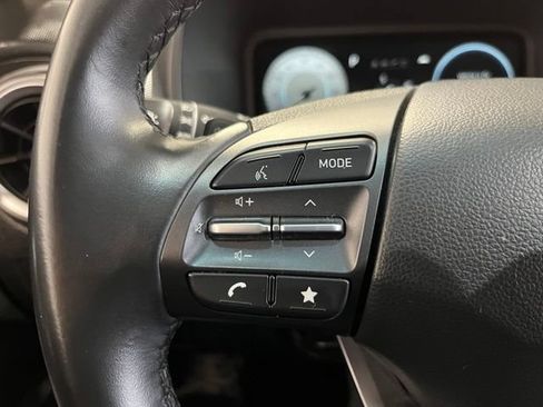 Used 2023 Hyundai Kona SEL FWD image 22
