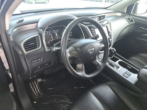 Used 2023 Nissan Murano SV AWD/4WD image 7