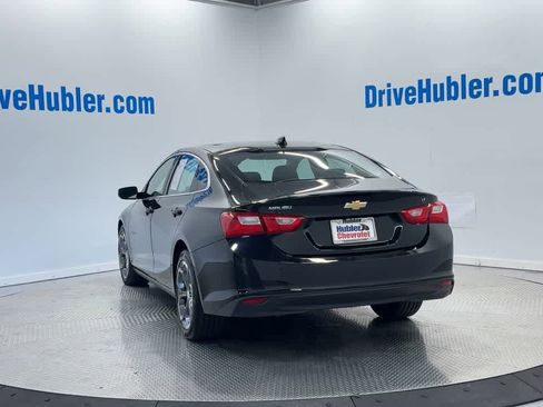 Used 2024 Chevrolet Malibu LT image 2