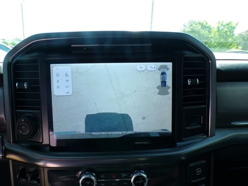 Used 2025 Ford F150 Platinum AWD/4WD image 30