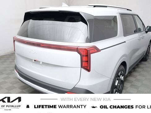New 2026 Kia Carnival EX FWD image 5