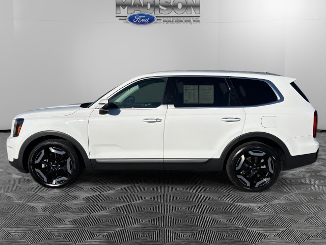 Used 2024 Kia Telluride S w/ S Sunroof Package AWD/4WD image 2