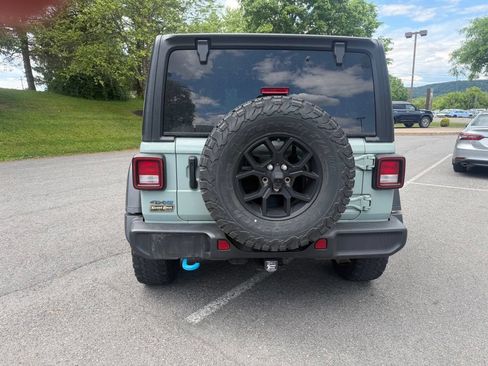 Used 2024 Jeep Wrangler Unlimited AWD/4WD image 4
