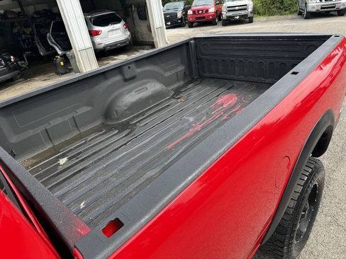 Used 2014 RAM 2500 Tradesman w/ Chrome Appearance Group AWD/4WD image 8