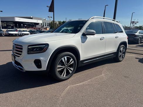 Used 2024 Mercedes-Benz GLB 250 image 16