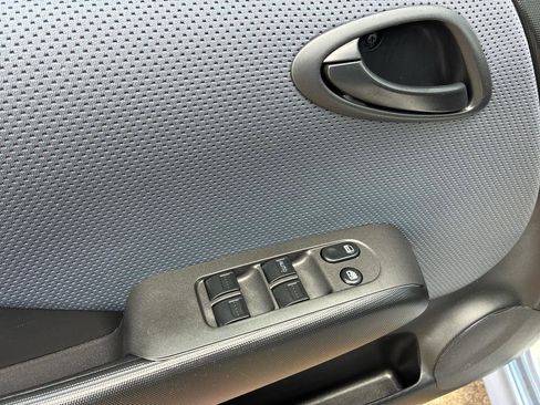 Used 2008 Honda Fit Sport image 24