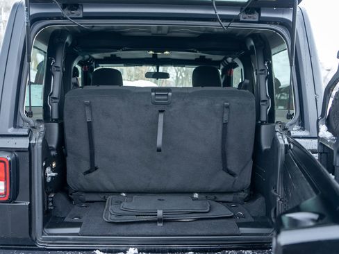 Used 2021 Jeep Wrangler Rubicon w/ Cold Weather Group image 9