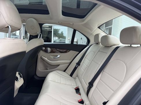 Used 2016 Mercedes-Benz C 300 4MATIC Sedan image 22