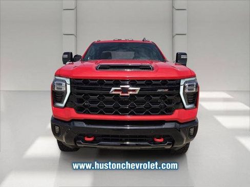 New 2026 Chevrolet Silverado 2500 ZR2 w/ LPO, Dark Essentials Package AWD/4WD image 8