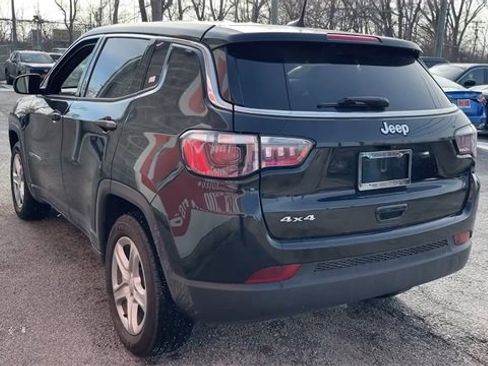 Used 2023 Jeep Compass Sport image 6