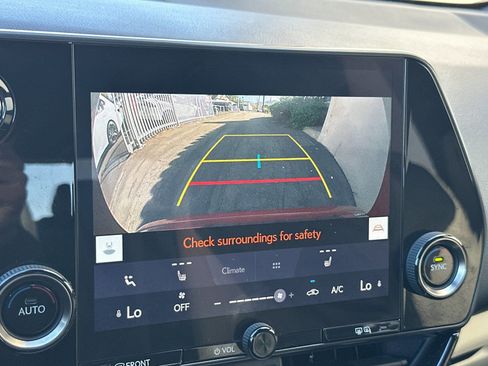 Used 2024 Lexus NX 250 FWD image 23