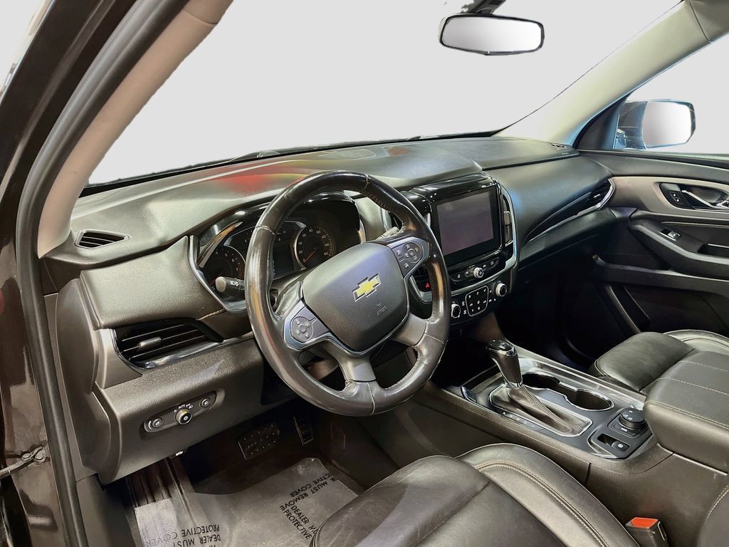 Used 2019 Chevrolet Traverse LT AWD/4WD image 9