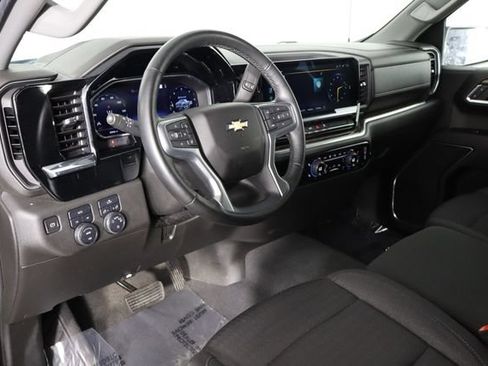 Used 2023 Chevrolet Silverado 1500 LT AWD/4WD image 24