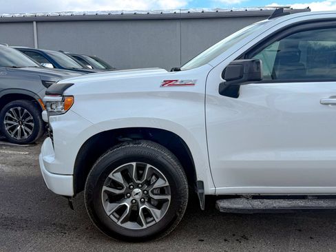 Certified 2022 Chevrolet Silverado 1500 RST image 9