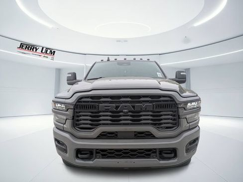 New 2026 RAM 3500 Big Horn AWD/4WD image 8