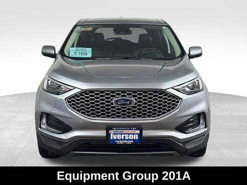 Used 2023 Ford Edge SEL w/ Convenience Package image 3