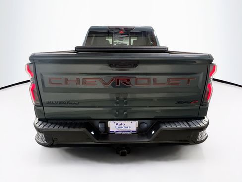 Used 2025 Chevrolet Silverado 1500 ZR2 w/ Technology Package image 6