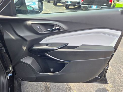 New 2026 Chevrolet Trax LT w/ Driver Confidence Package image 6