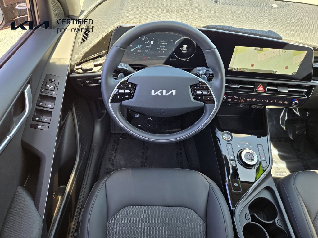 Certified 2024 Kia Niro Wind w/ Wind Preserve Package FWD image 13
