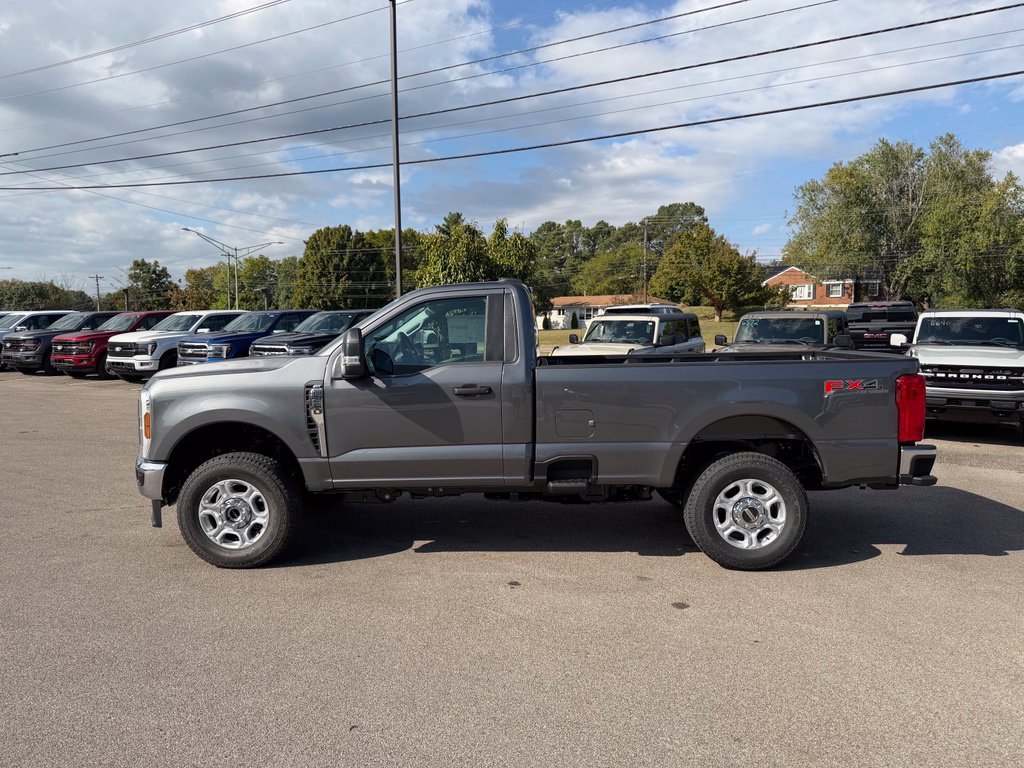 New 2027 Ford F250 XLT w/ FX4 Off-Road Package AWD/4WD image 4