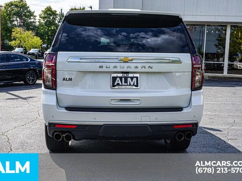 Used 2022 Chevrolet Suburban High Country image 11