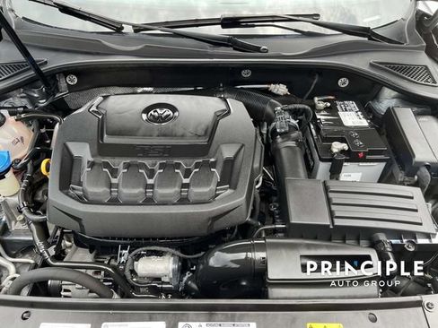 Used 2019 Volkswagen Passat 2.0T Wolfsburg w/ Wheels & Sunroof Package FWD image 34