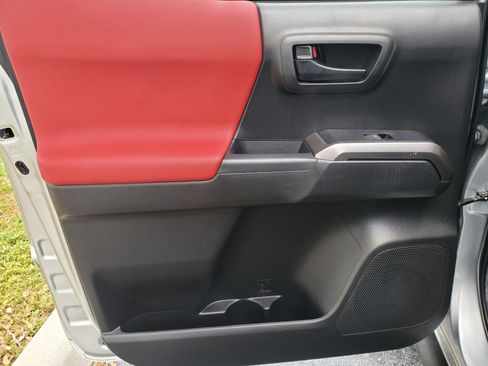 Used 2023 Toyota Tacoma SR5 image 4