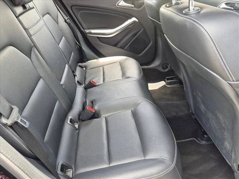 Used 2017 Mercedes-Benz GLA 250 image 18