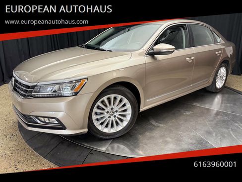 Used 2016 Volkswagen Passat 1.8T SE w/ Lighting Package (P06) FWD image 1