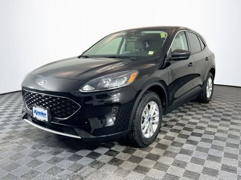 Used 2022 Ford Escape SE w/ Cold Weather Package AWD/4WD image 2