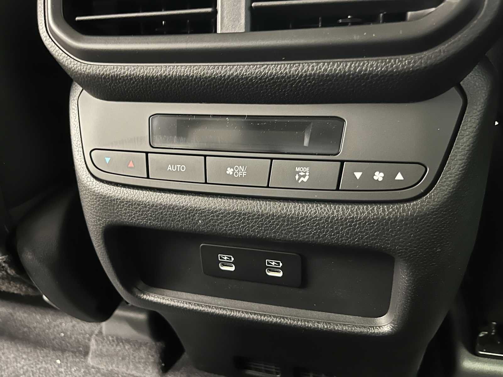 New 2026 Honda Pilot Touring image 25