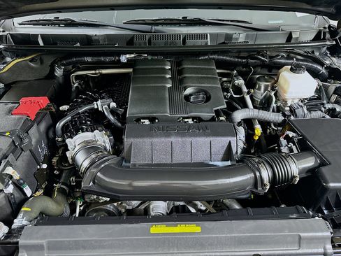 Used 2024 Nissan Frontier SL w/ Technology Package RWD image 31