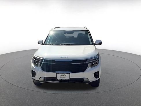 Used 2025 Kia Seltos S image 4