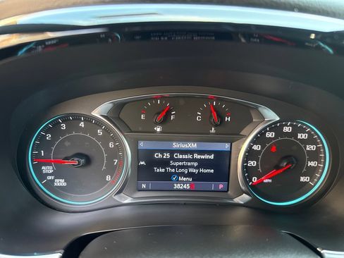 Used 2023 Chevrolet Traverse RS w/ LPO, Floor Liner Package AWD/4WD image 23