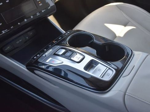 Used 2024 Hyundai Tucson Limited image 39