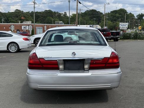 Used 2005 Mercury Grand Marquis LSE RWD image 7