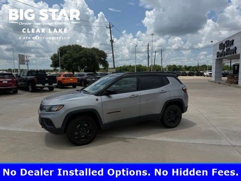 Used 2024 Jeep Compass Trailhawk AWD/4WD image 1