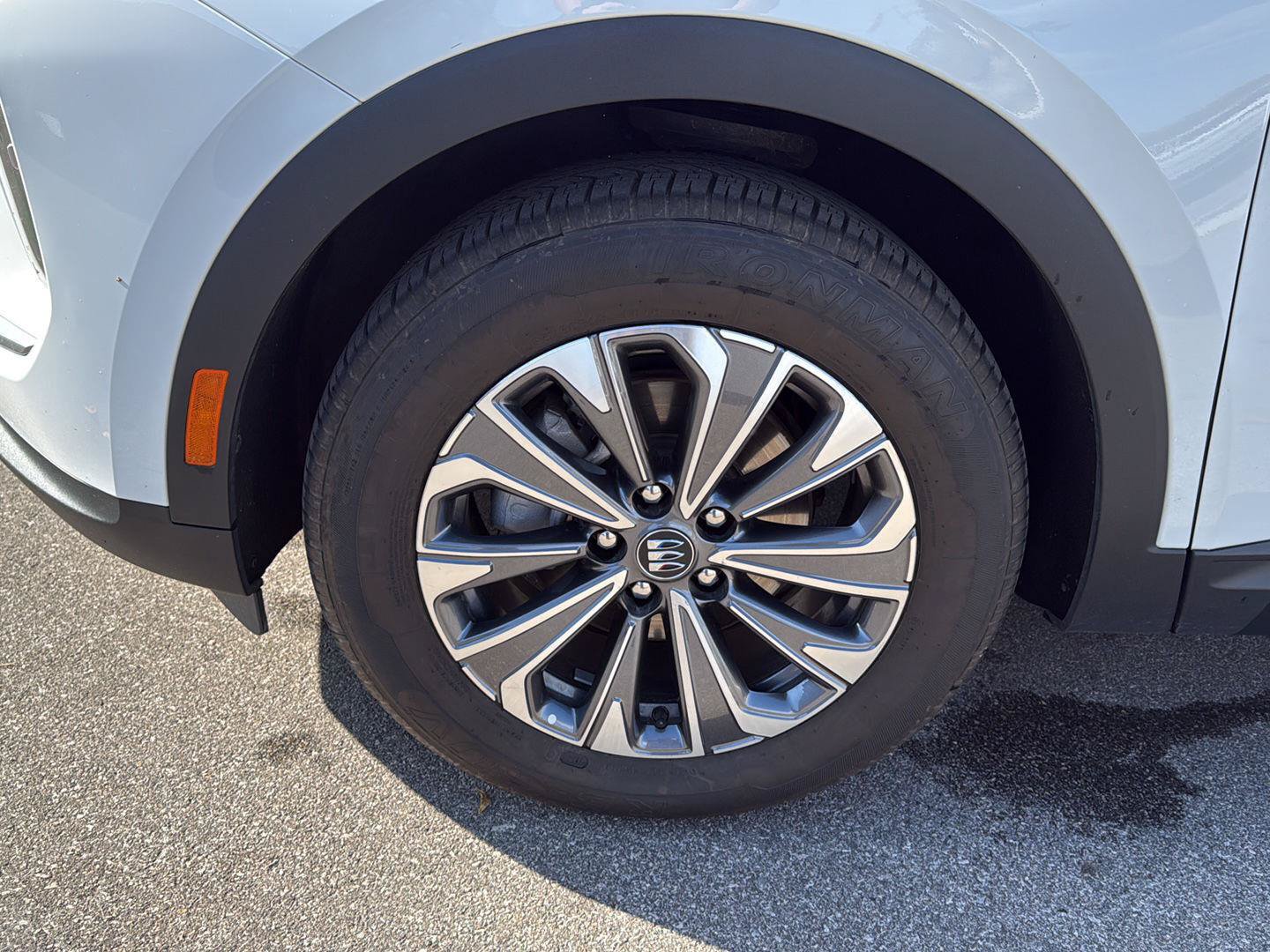 Used 2024 Buick Envision Preferred AWD/4WD image 15