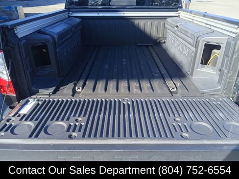 Used 2019 Nissan Titan PRO-4X w/ Pro-4x Convenience Package image 26