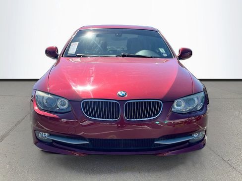 Used 2011 BMW 328i Convertible image 2