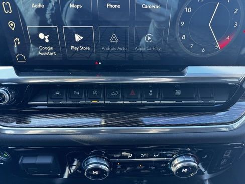 Certified 2022 GMC Sierra 1500 Elevation w/ Elevation Premium Package image 11