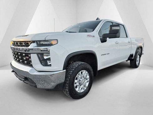 Used 2023 Chevrolet Silverado 2500 LT image 3