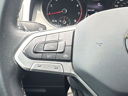 Used 2021 Volkswagen Atlas Cross Sport SE AWD/4WD image 22