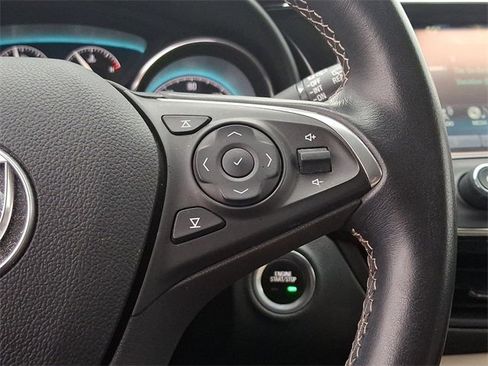 Used 2017 Buick Envision Preferred image 21