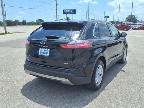 Certified 2022 Ford Edge SEL w/ Convenience Package AWD/4WD image 5