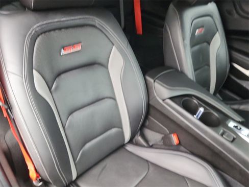 Used 2022 Chevrolet Camaro SS image 14