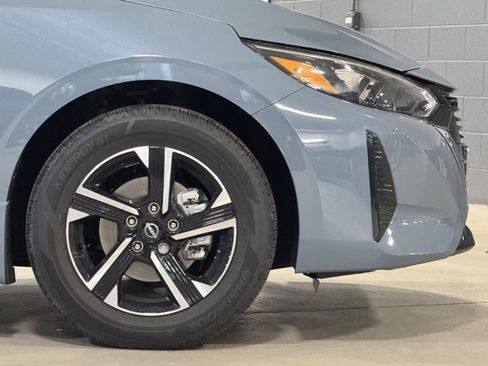 New 2025 Nissan Sentra SV image 4