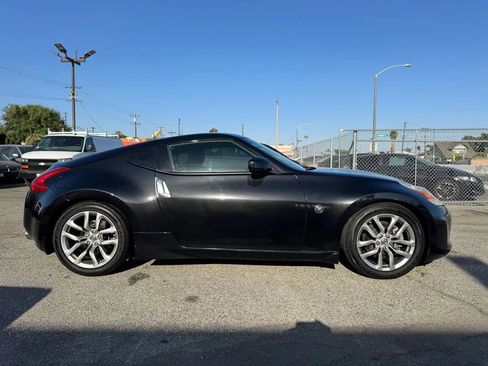 Used 2013 Nissan 370Z Coupe RWD image 8