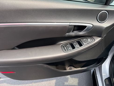 Certified 2023 Hyundai Sonata SEL FWD image 9