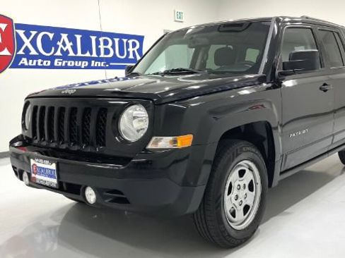 Used 2016 Jeep Patriot Sport w/ Power Value Group FWD image 8
